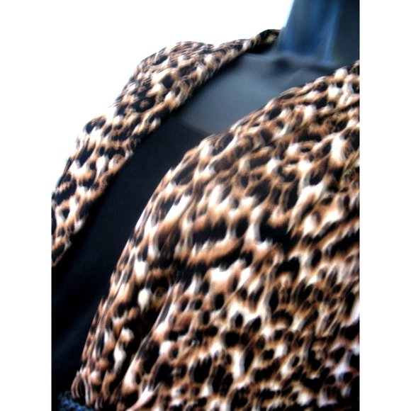 Notations Cardigan with Black cami under, Animal Print design, Size Large - Picture 2 of 10
